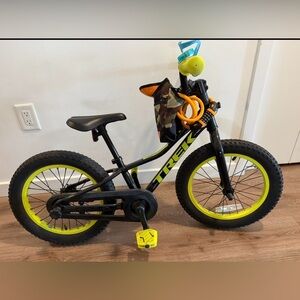 Trek Kids Bike with Black and Yellow Wheels